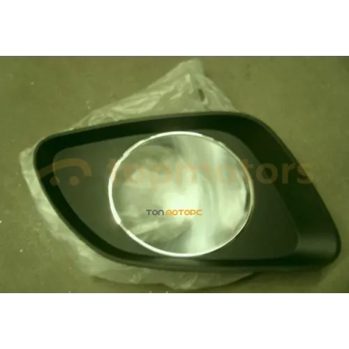 Решетка противотуманной фары левая (решетка бампера левая) Geely Emgrand EC7RV (1068003023)