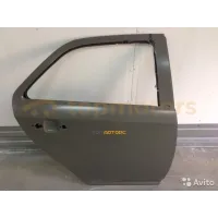 Задние двери