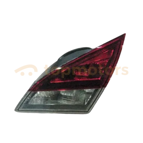 Фонарь задний правый на багажнике MG5 (30032389)